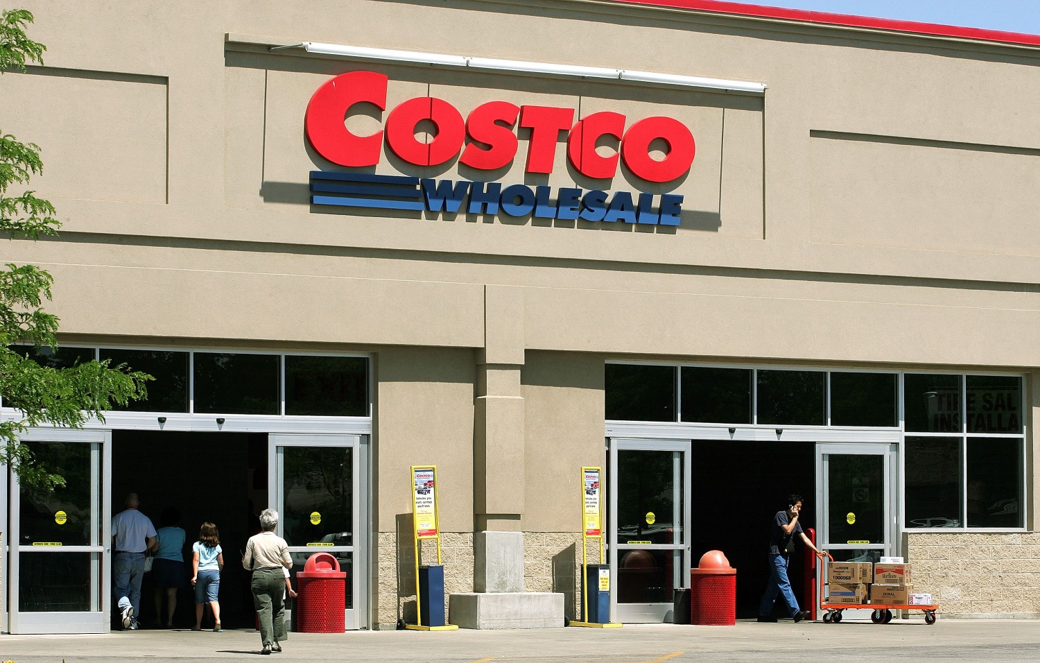 how much do you save with costco auto buying program