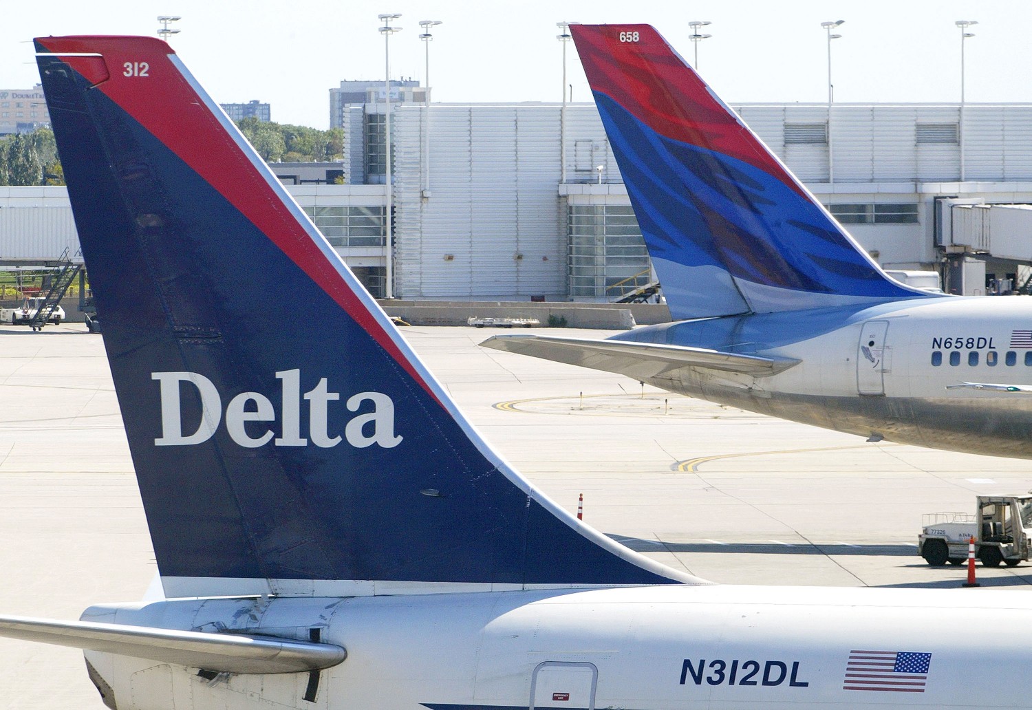 Delta Is Offering Cheap Flights To Canada DWYM.