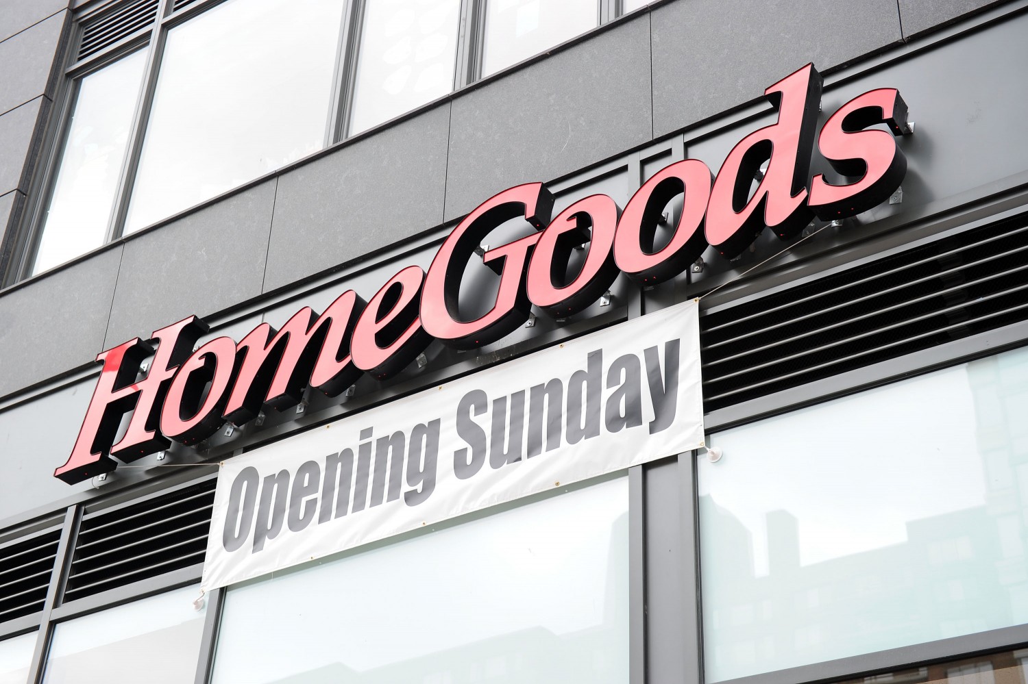 HomeGoods Celebrates Grand Opening Of Its First Manhattan Location