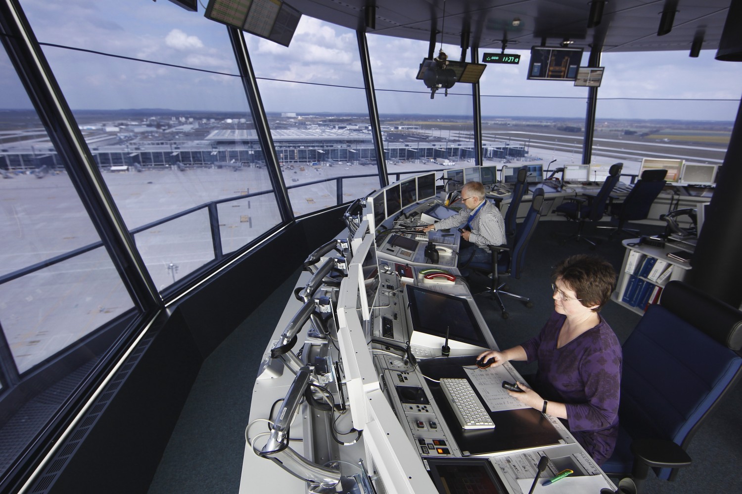 Control Tower Inaugurated At New Berlin Airport