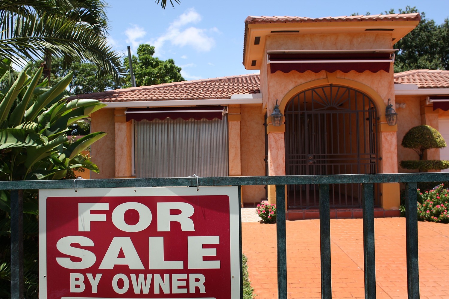 Mortgage Crisis Rattles Global Financial System