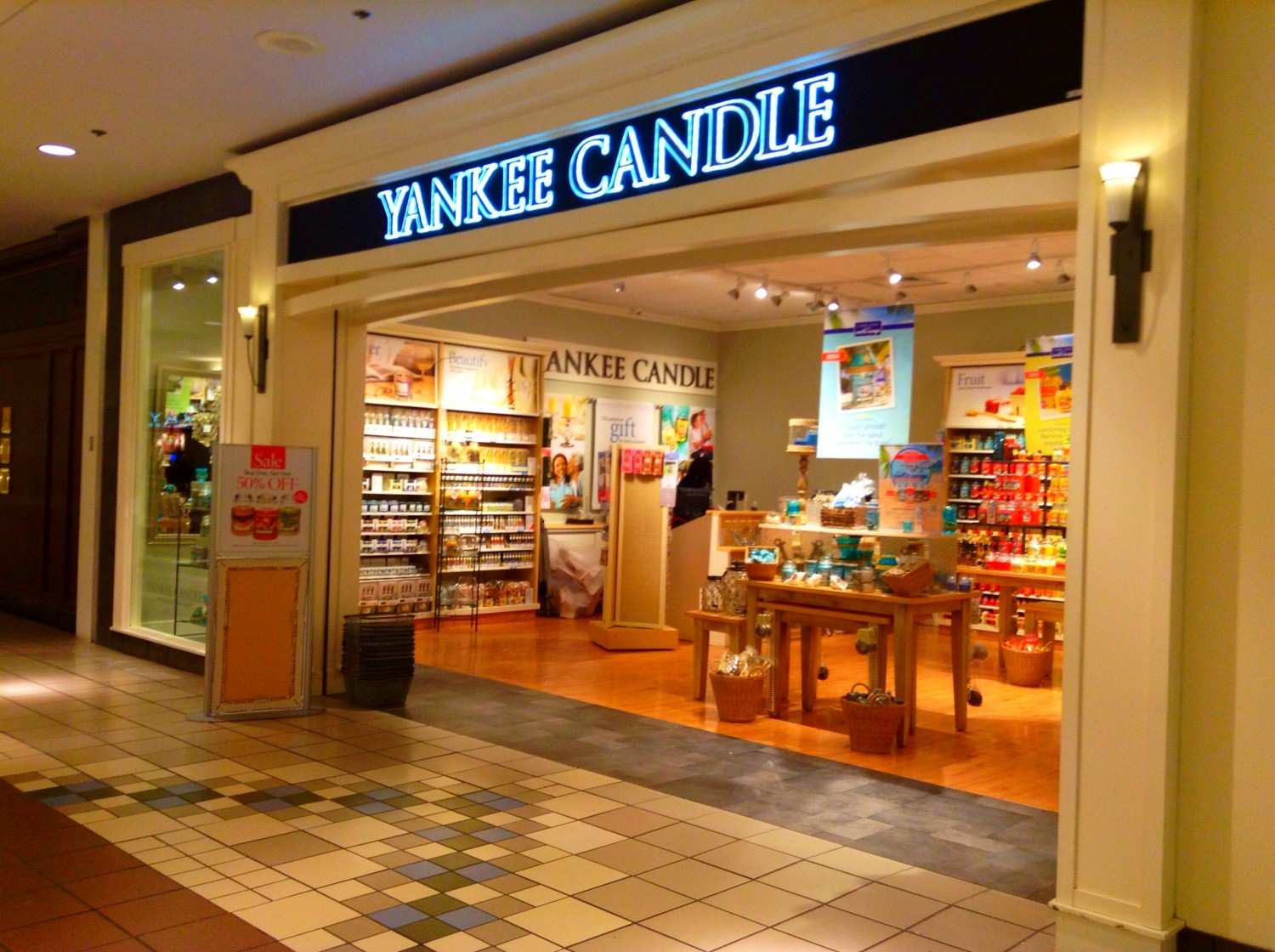 Yankee Candle Store