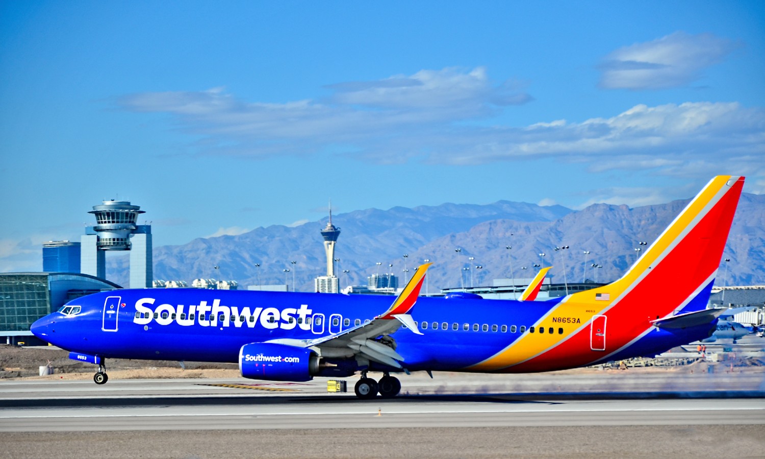 N8653A SOUTHWEST AIRLINES 2014 BOEING 737-8H4 s/n 37037