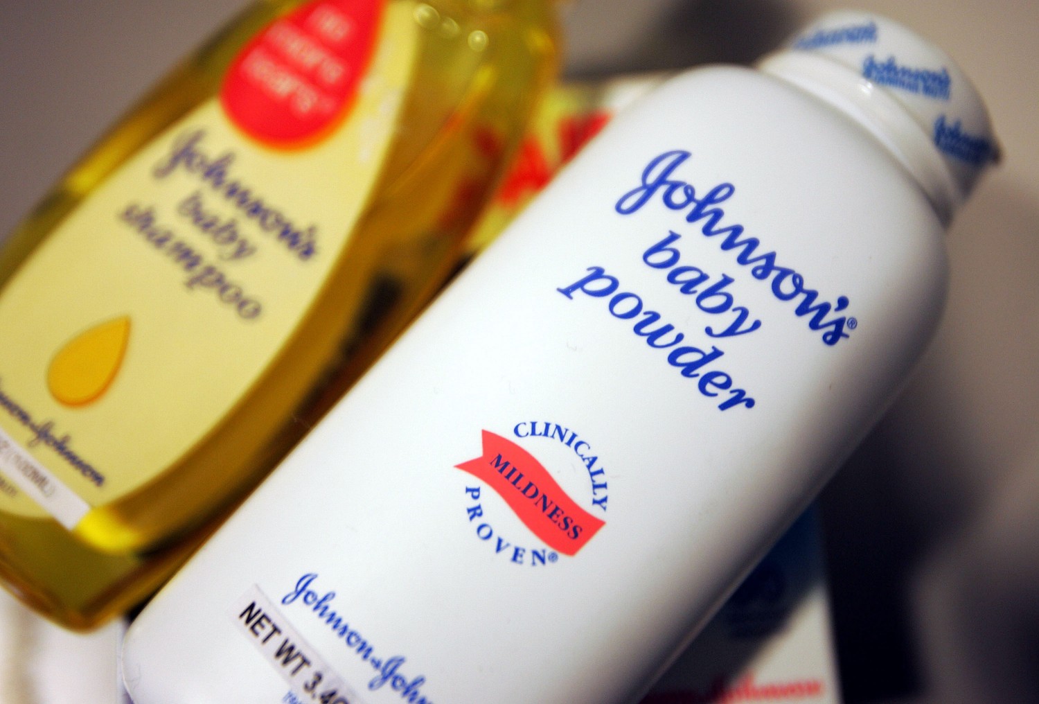 Johnson And Johnson's Buys Guidant Corp