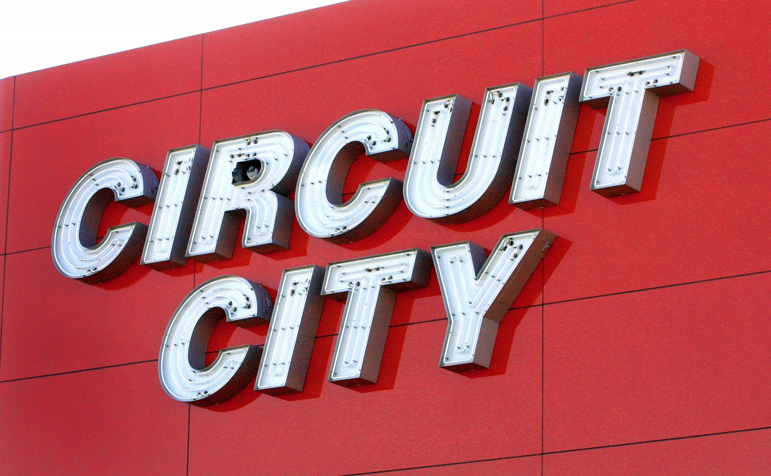 Circuit City Expects To Top Sales Forecast