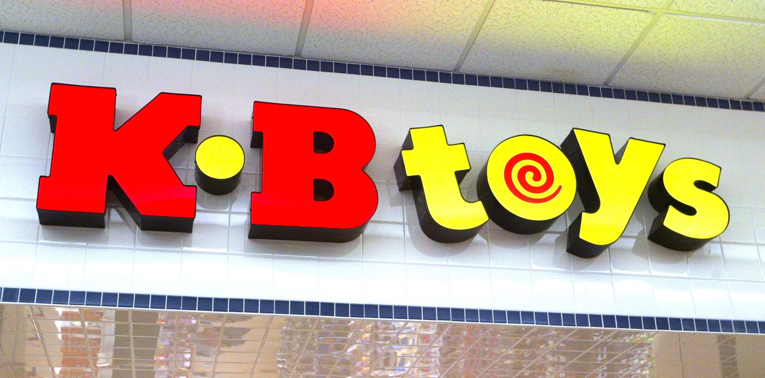 KB Toys to Close 375 Stores