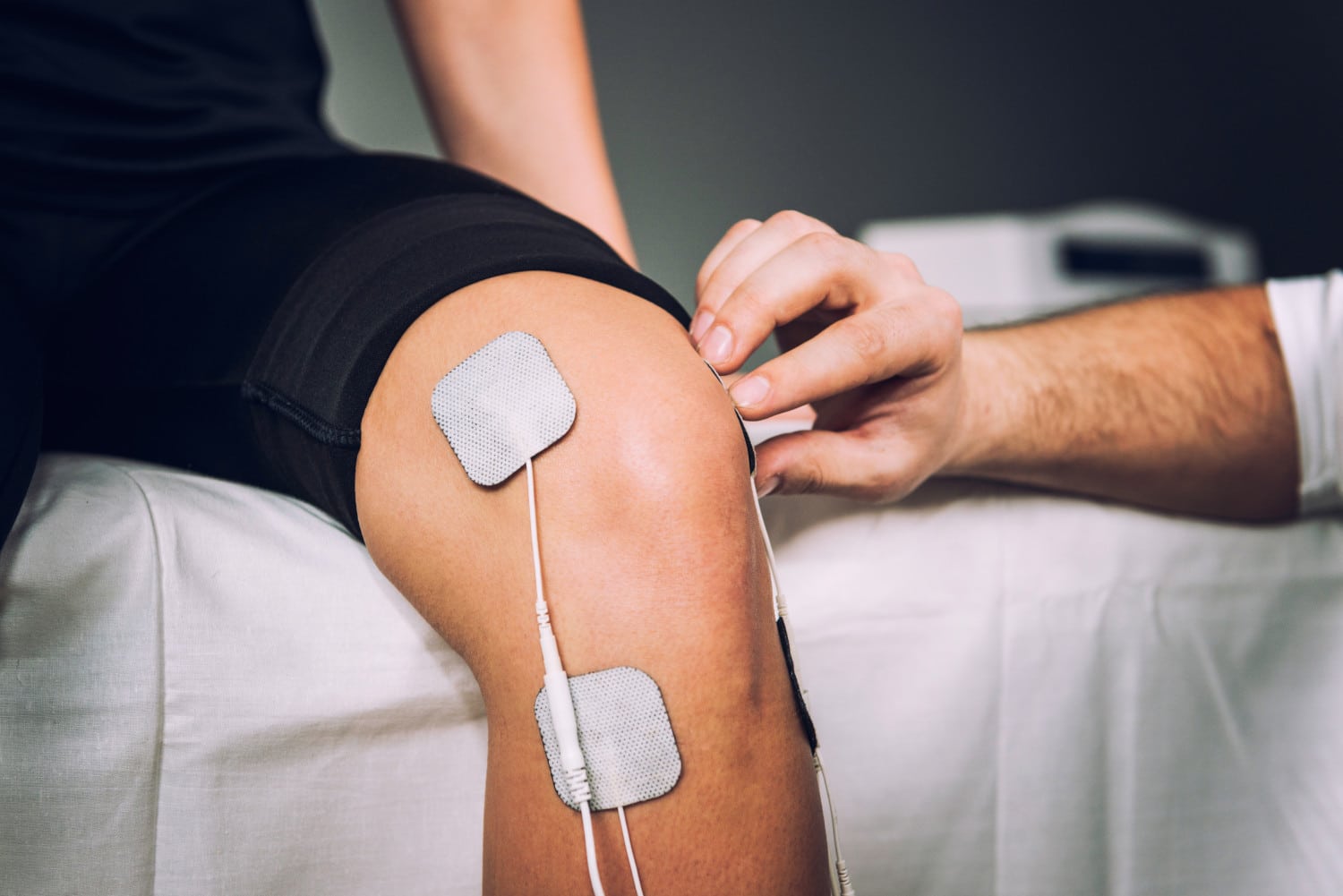 Buyer's Guide to Portable Electric Muscle Stimulators for Sports -  SimpliFaster