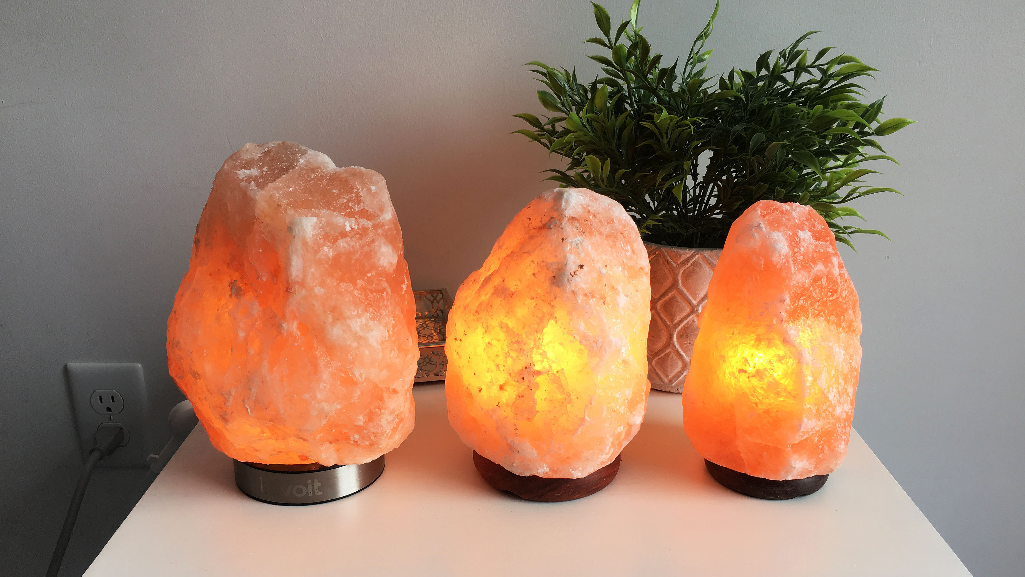 3KG Klass Home Finest Quality 100% Natural Himalayan Rock Salt LAMP Warm Pink Himalayan CAT Salt Lamp with CE Certified Dimmer Cable & 2 x Bulbs by Klass Home Collection® CAT with Dimmer Cable