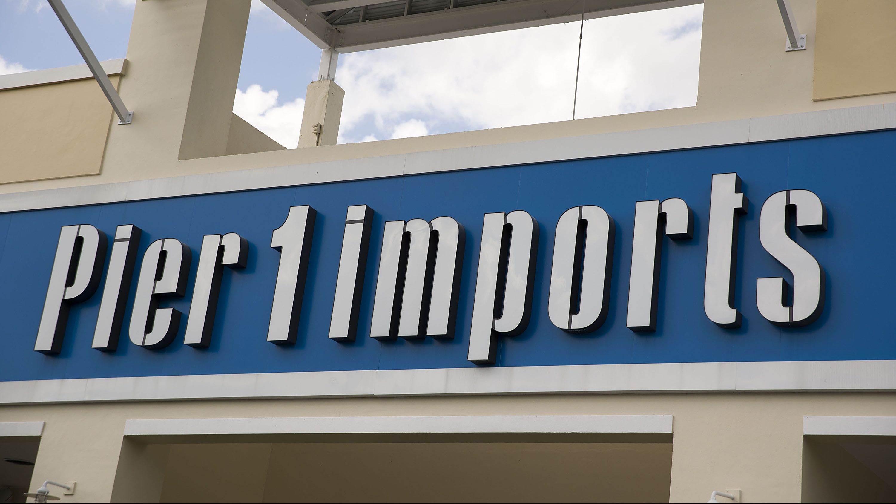 Pier 1 Imports Considers Closing 15 Percent Of Its Stores After Disappointing 4th Quarter