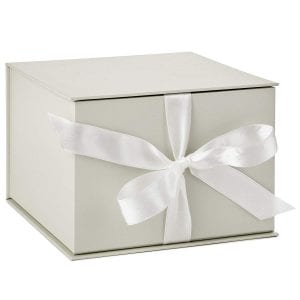 Hallmark Eco-Friendly Elegant Gift Box, 7-Inch