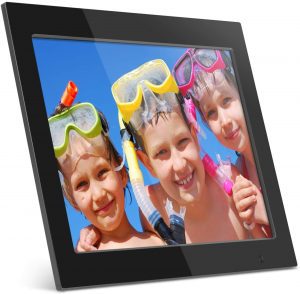 Aluratek LCD Auto On/Off Digital Photo Frame, 15-Inch