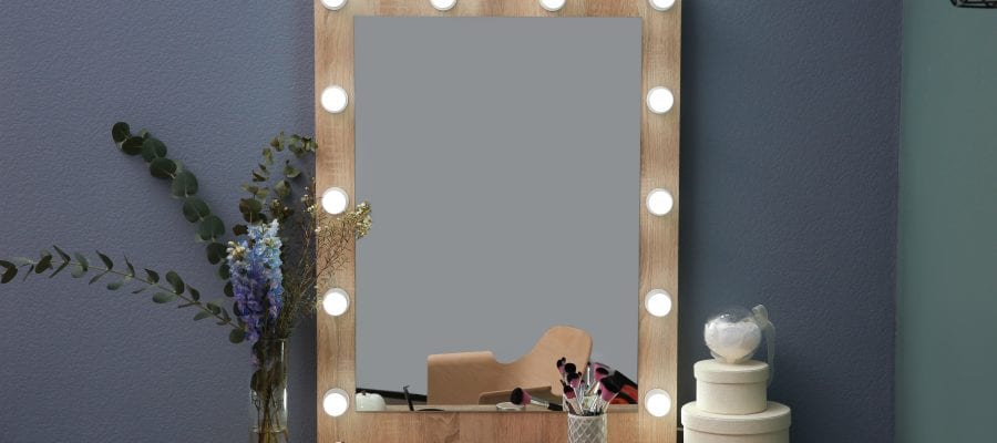 The Best Vanity Lighting For Makeup, Best Led Bulbs For Makeup Vanity Mirror