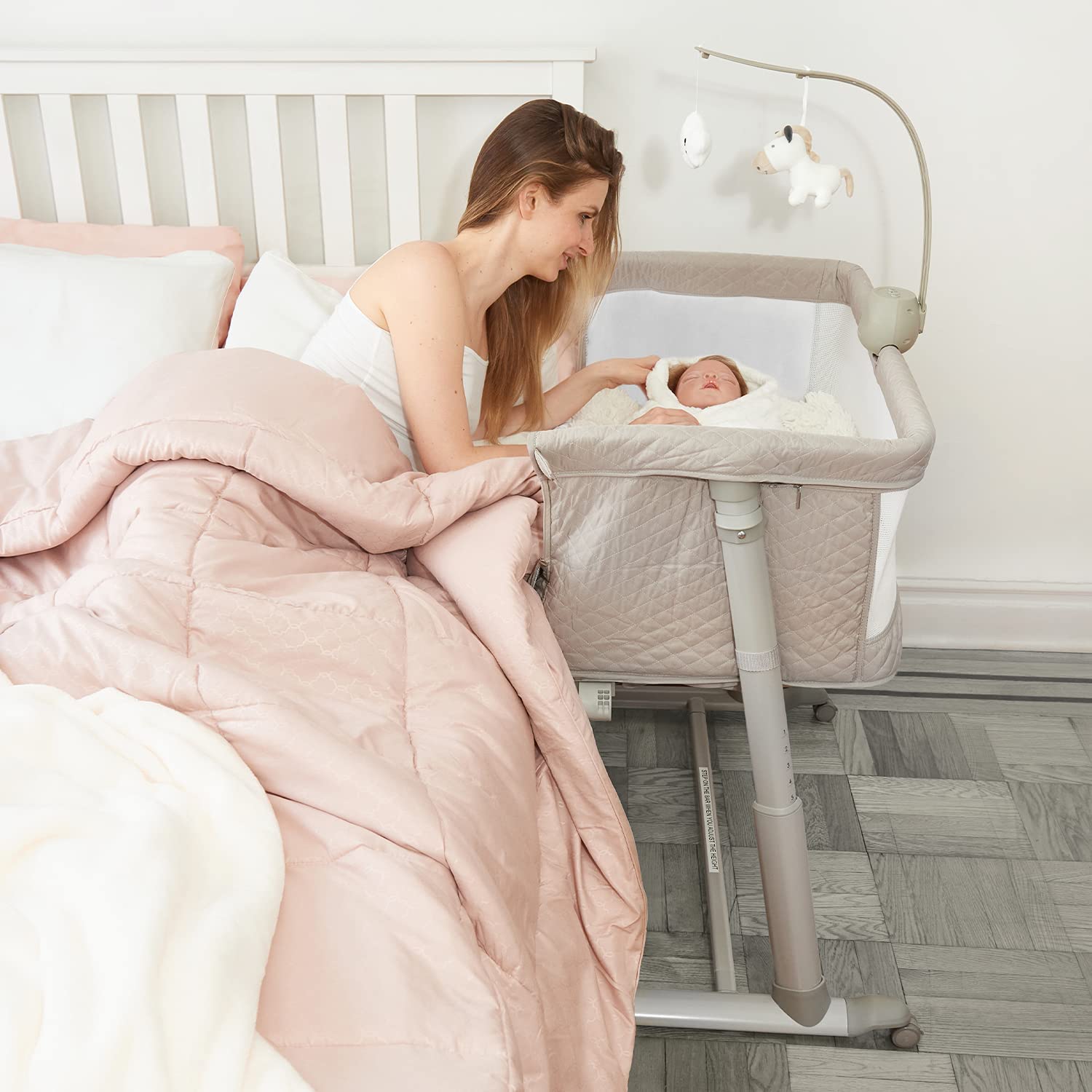 Cloud Baby Detachable Side Panel Bassinet For Baby