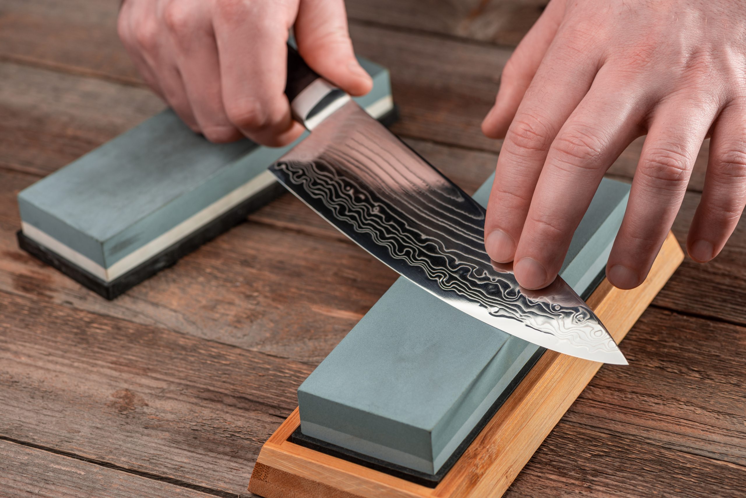 Bemyndigelse Mappe bruser Keep Your Cutlery Sharp As Ever With The Best Whetstone | Reviews, Ratings,  Comparisons