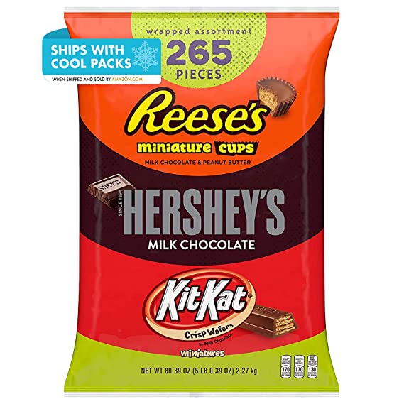 Hershey’s Favorites Chocolate Mini Bars Bulk Candy, 265-Count