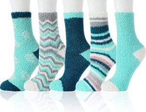 Free Yoka Crew Fuzzy Slipper Socks For Women