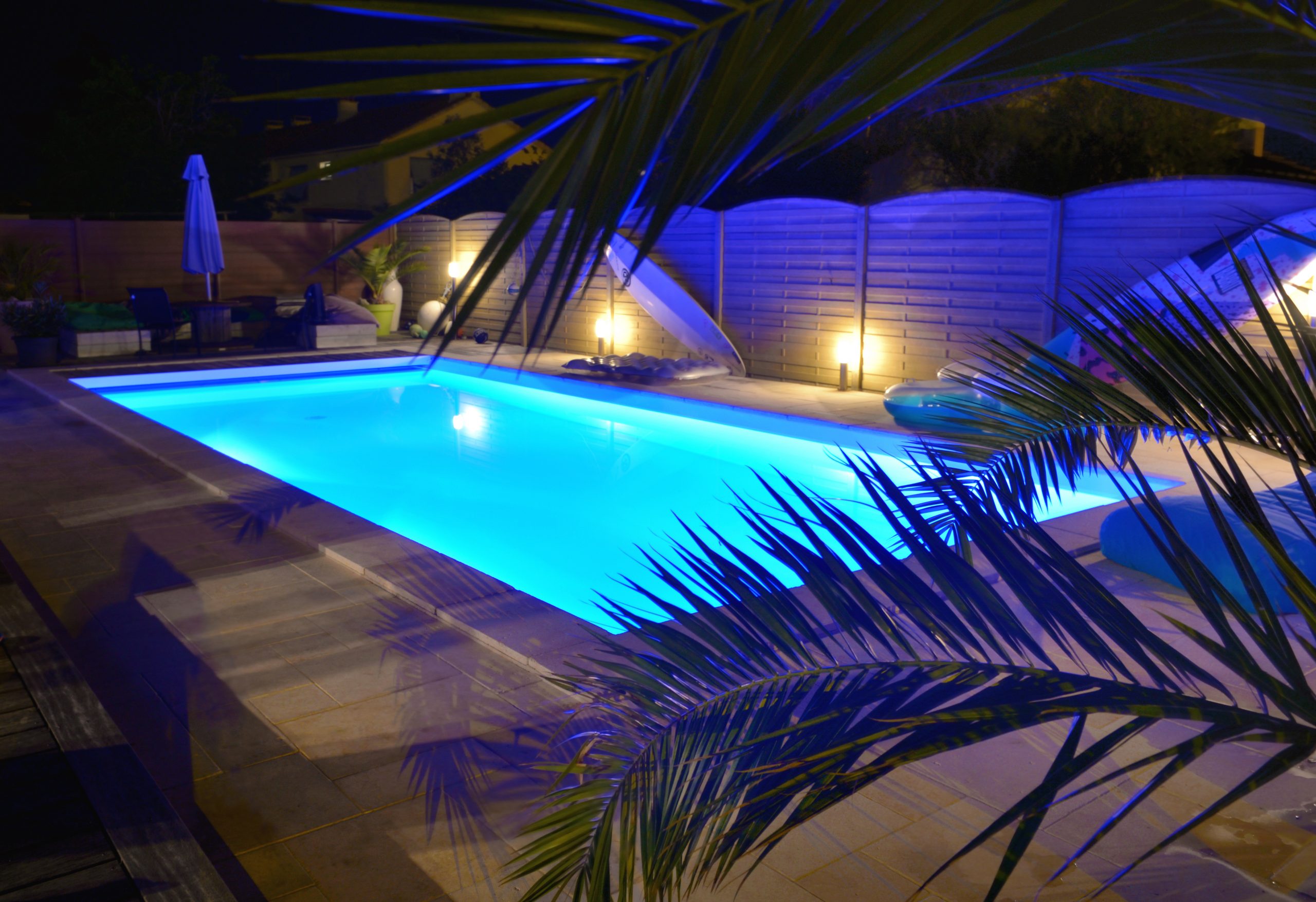 The Best Pool Lights | Ratings,