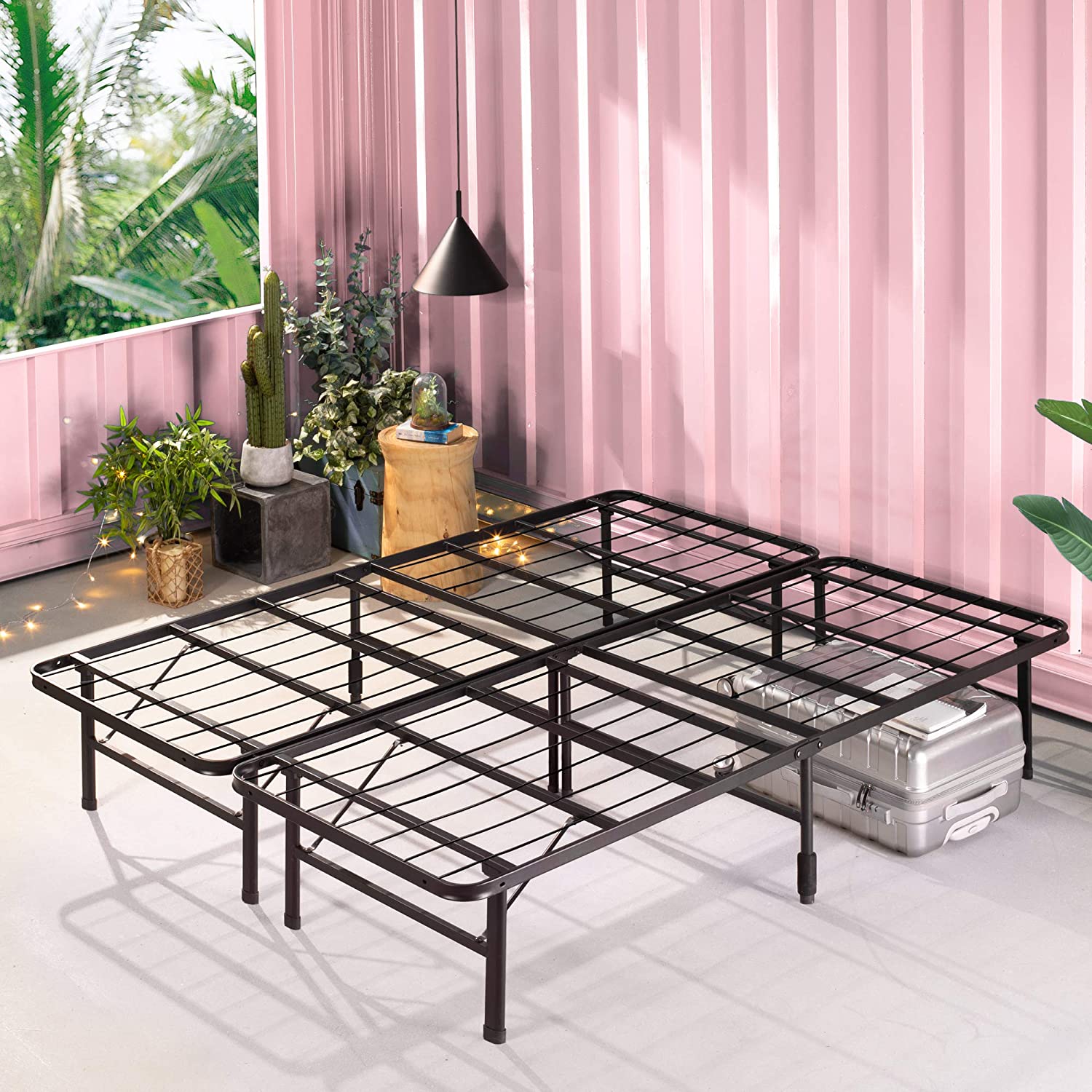 The Best Bed Frames January 2022, Queen Bed Frame That Doesn T Squeak