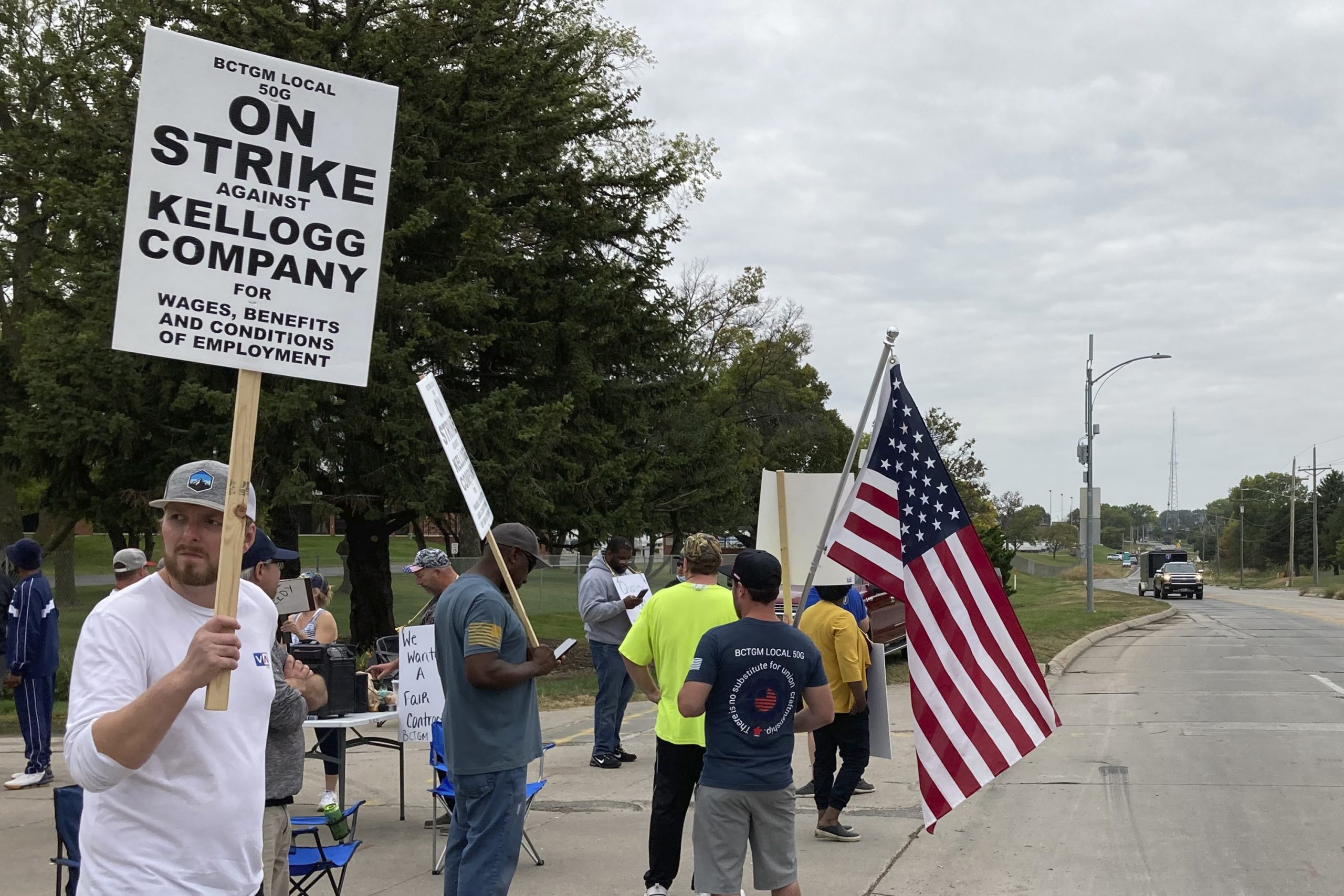 Kellogg's cereal workers on strike