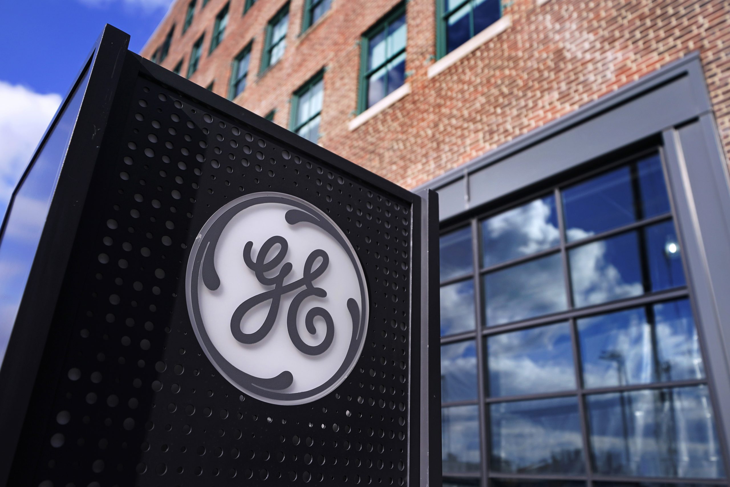 General Electric sign