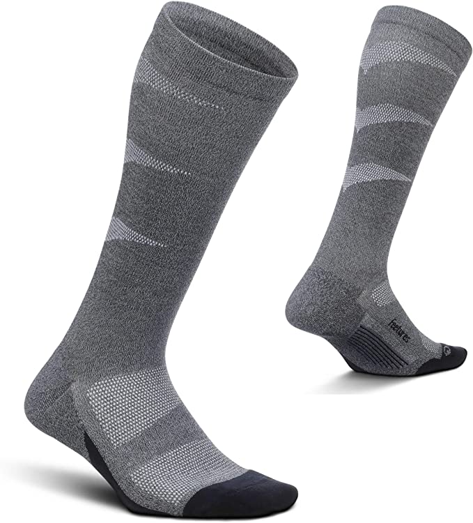 Feetures Seamless Toe Wicking Compression Socks