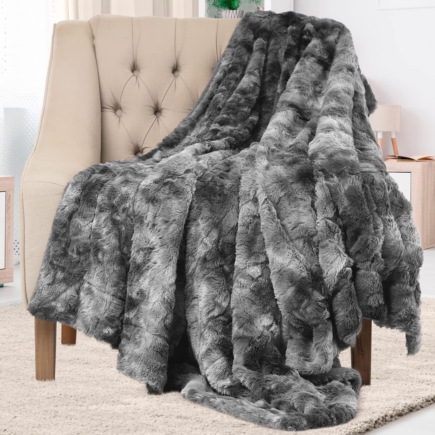 Everlasting Comfort Double Sided Faux Fur Blankets & Throws