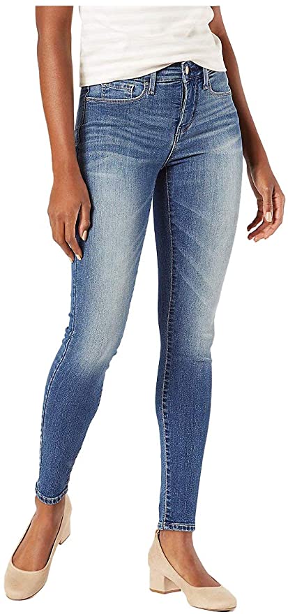 Levi Strauss & Co. Gold Label Totally Shaping Women’s Skinny Jeans