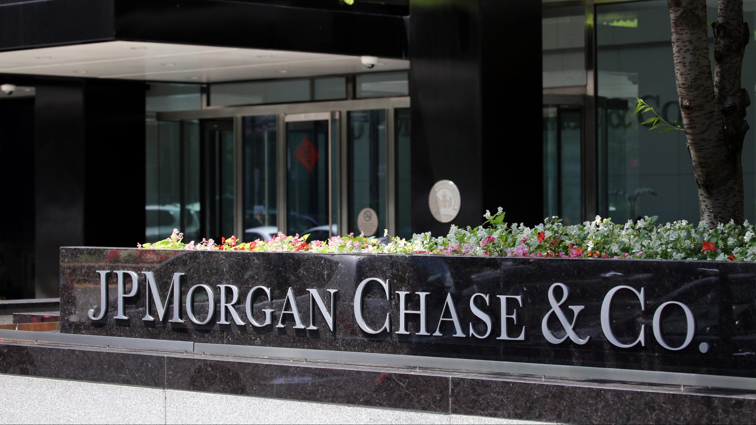 JPMorgan Chase sign in front of headquarters