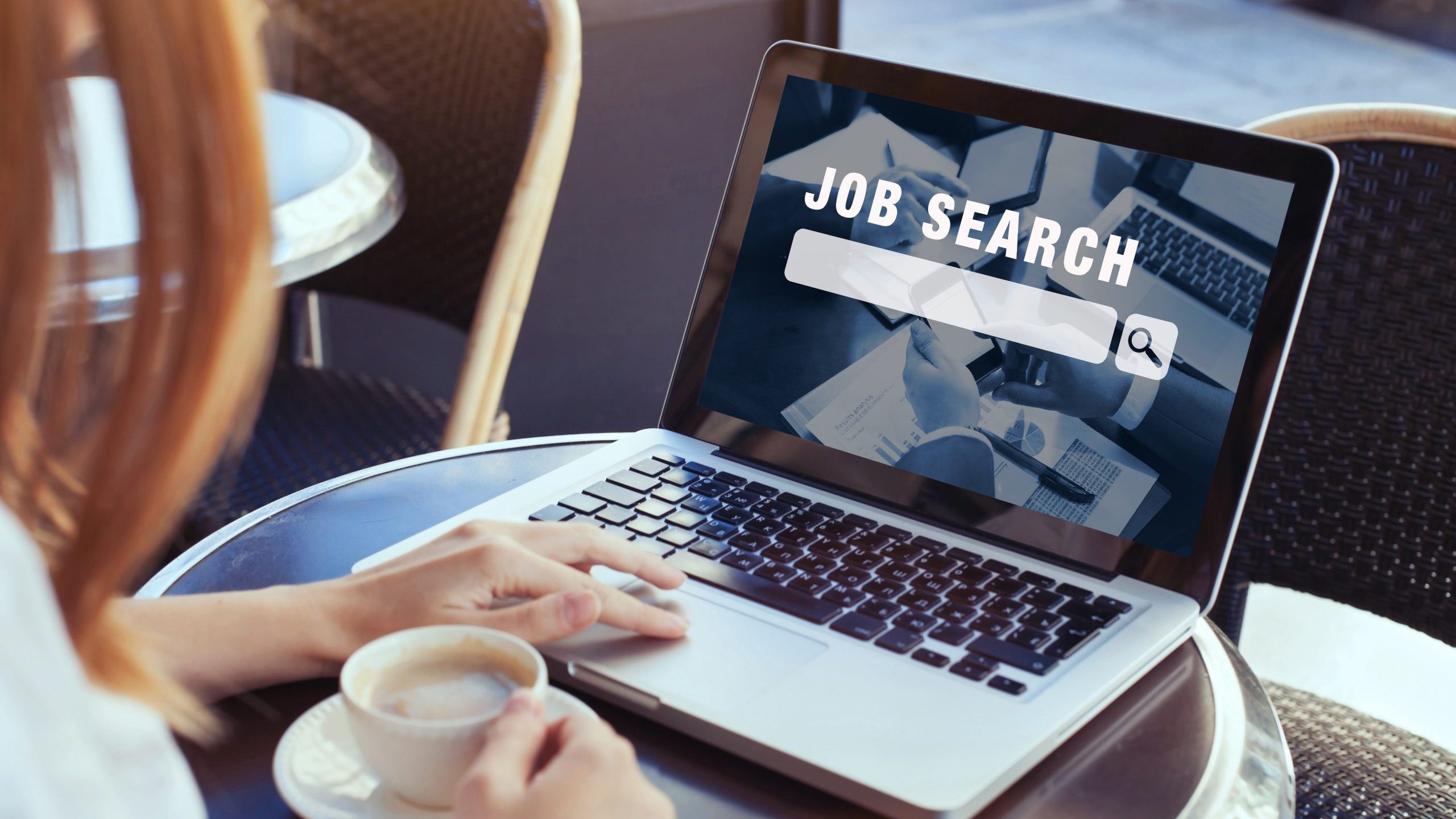 Job seeker looks for jobs online