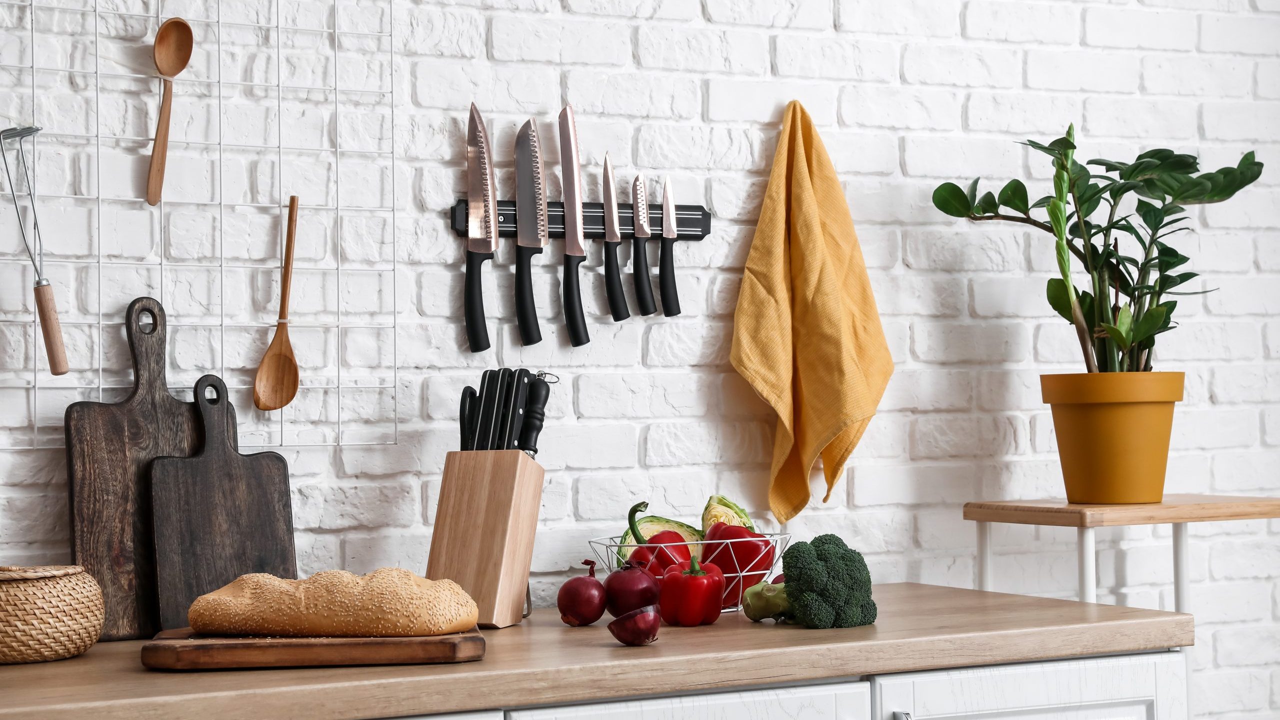 Knives in kitchen