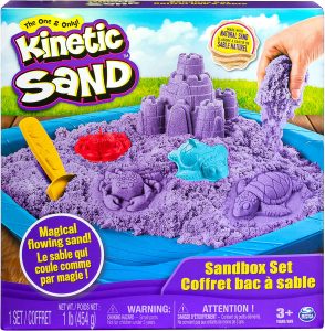 Kinetic Sand Beach Molds & Sandbox Set