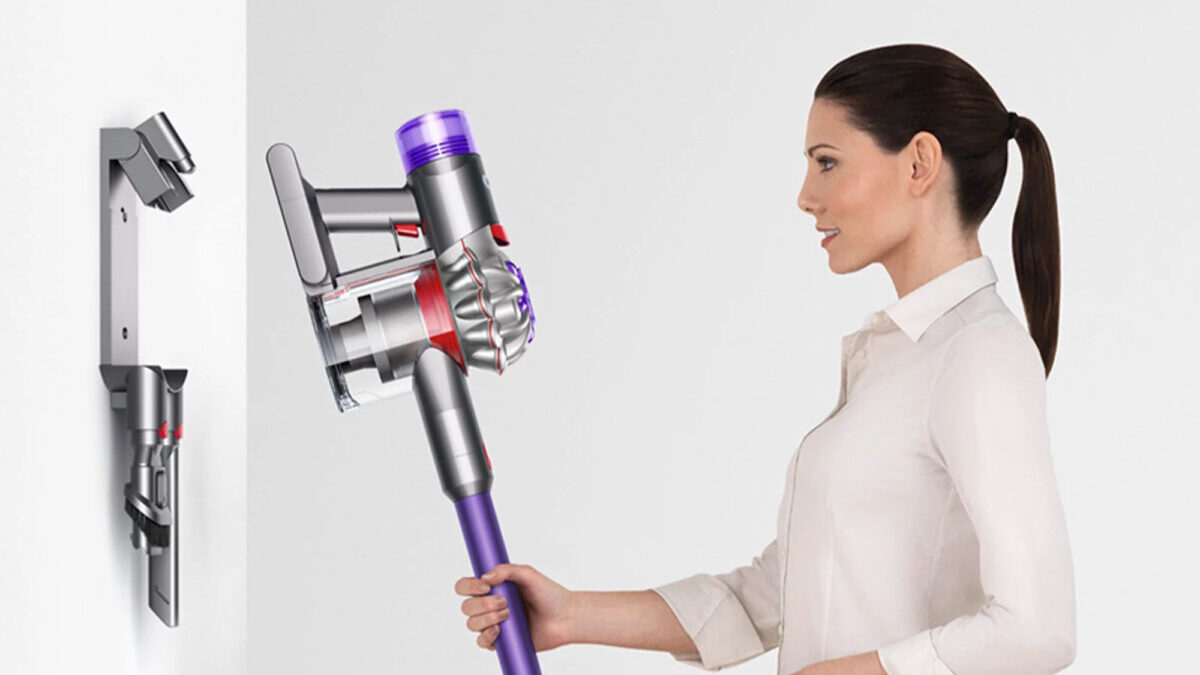 Dyson V8 Origin+ wall charger