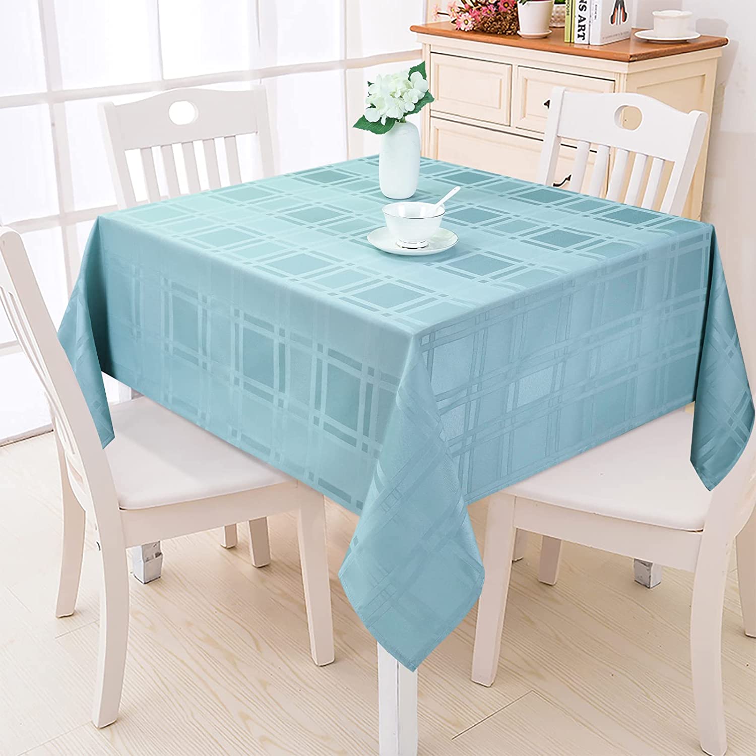 JUCFHY Water-Resistant Polyester Square Tablecloth