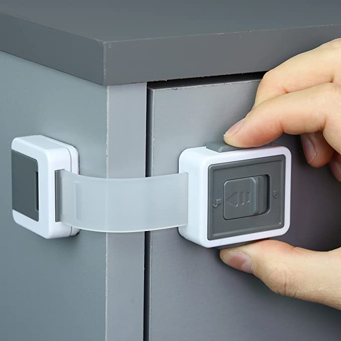 https://www.dontwasteyourmoney.com/wp-content/uploads/2023/05/wappa-baby-adjustable-strap-child-proof-fridge-lock-4-piece-fridge-lock.jpg