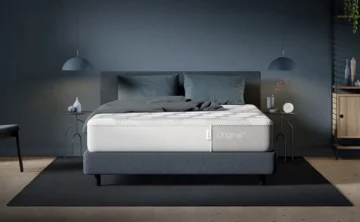 A Casper hybrid mattress